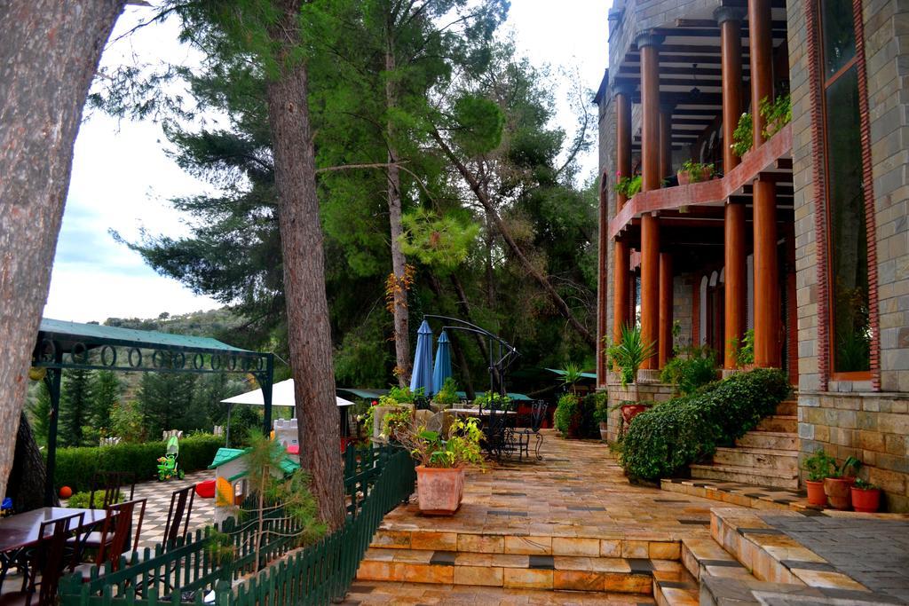 Hotel Castle Park Berat Esterno foto