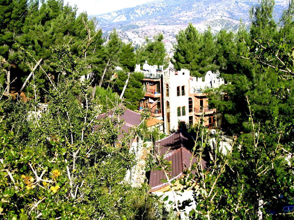 Hotel Castle Park Berat Esterno foto
